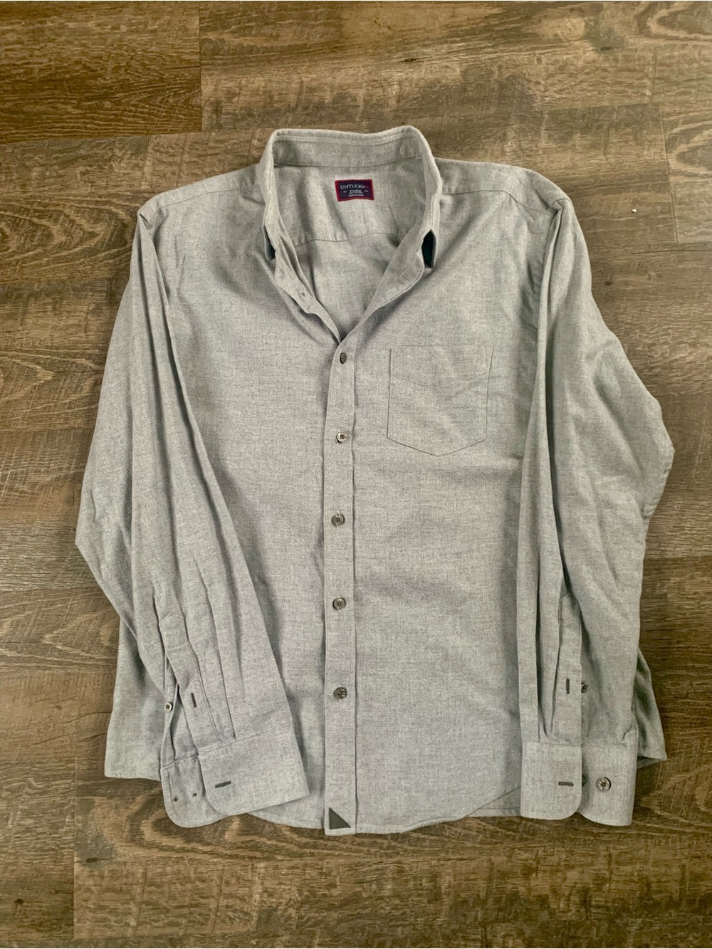 UNTUCK’it Outdoorsy Long-Sleeve Grey Button-Up Shirt